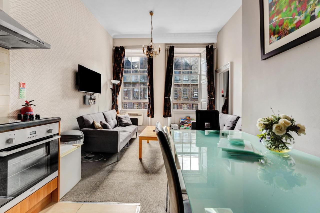 Unique 2 Bedroom Castle Suite Apartment - Near Edinburgh Castle & Royal Mile Ngoại thất bức ảnh