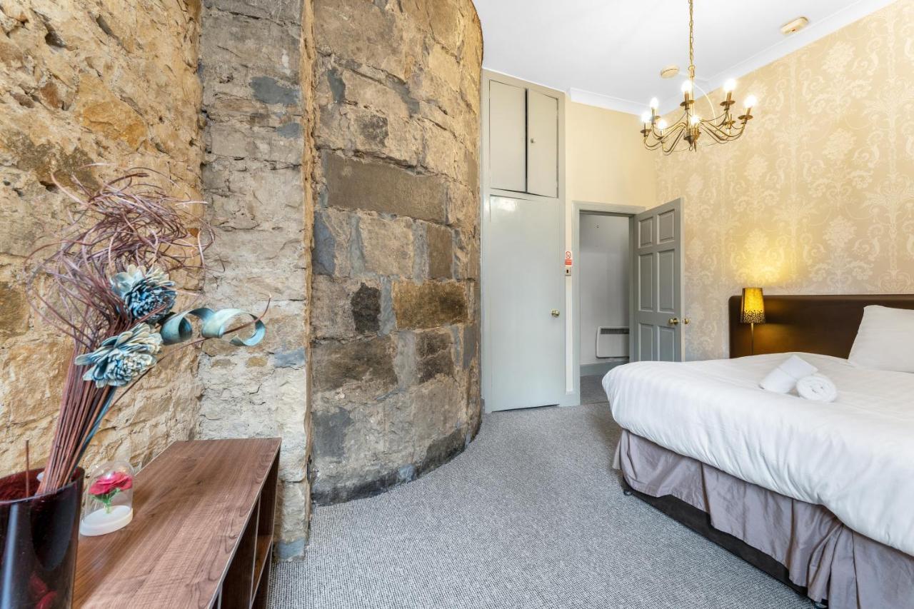 Unique 2 Bedroom Castle Suite Apartment - Near Edinburgh Castle & Royal Mile Ngoại thất bức ảnh