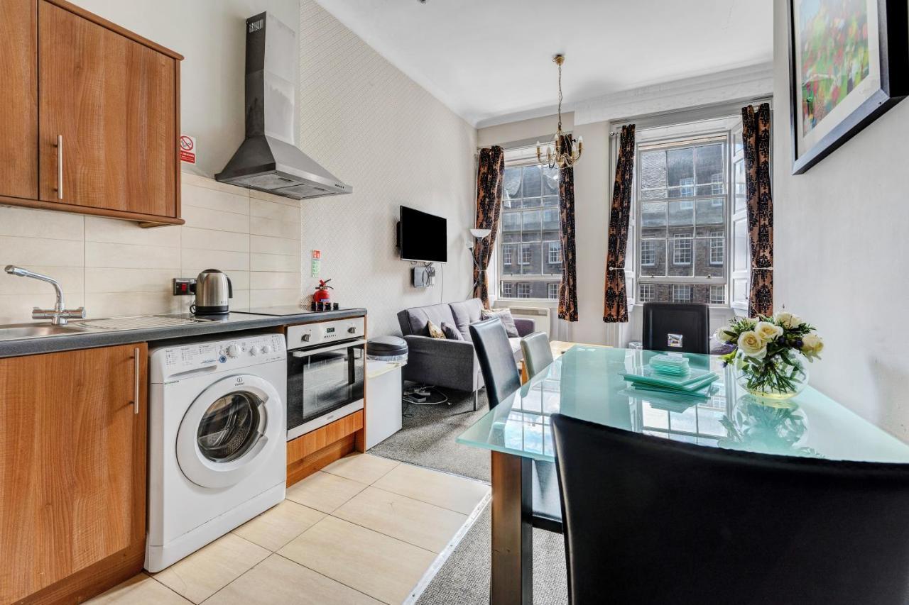 Unique 2 Bedroom Castle Suite Apartment - Near Edinburgh Castle & Royal Mile Ngoại thất bức ảnh