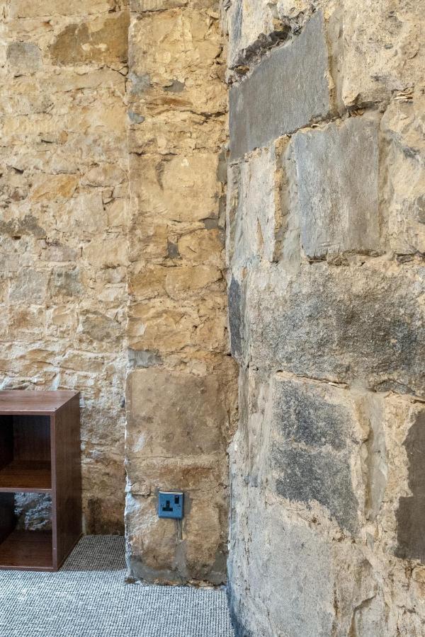 Unique 2 Bedroom Castle Suite Apartment - Near Edinburgh Castle & Royal Mile Ngoại thất bức ảnh
